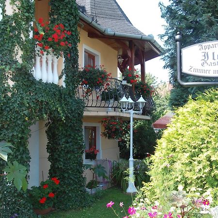 Ilona Kis Kastely Panzio Hotel Кестели Екстериор снимка