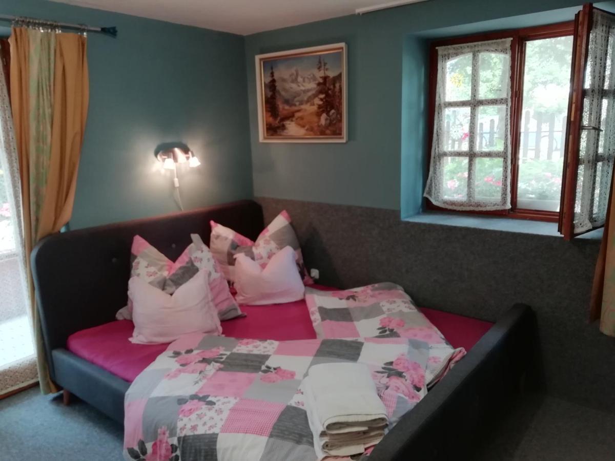 Ilona Kis Kastely Panzio Hotel Кестели Екстериор снимка